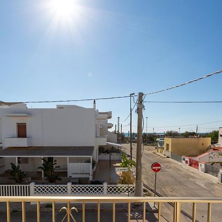 Appartamento Fronte Mare E Spiaggia Torre Mozza Bagian luar foto