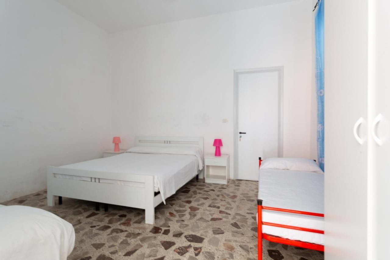 Appartamento Fronte Mare E Spiaggia Torre Mozza Bagian luar foto