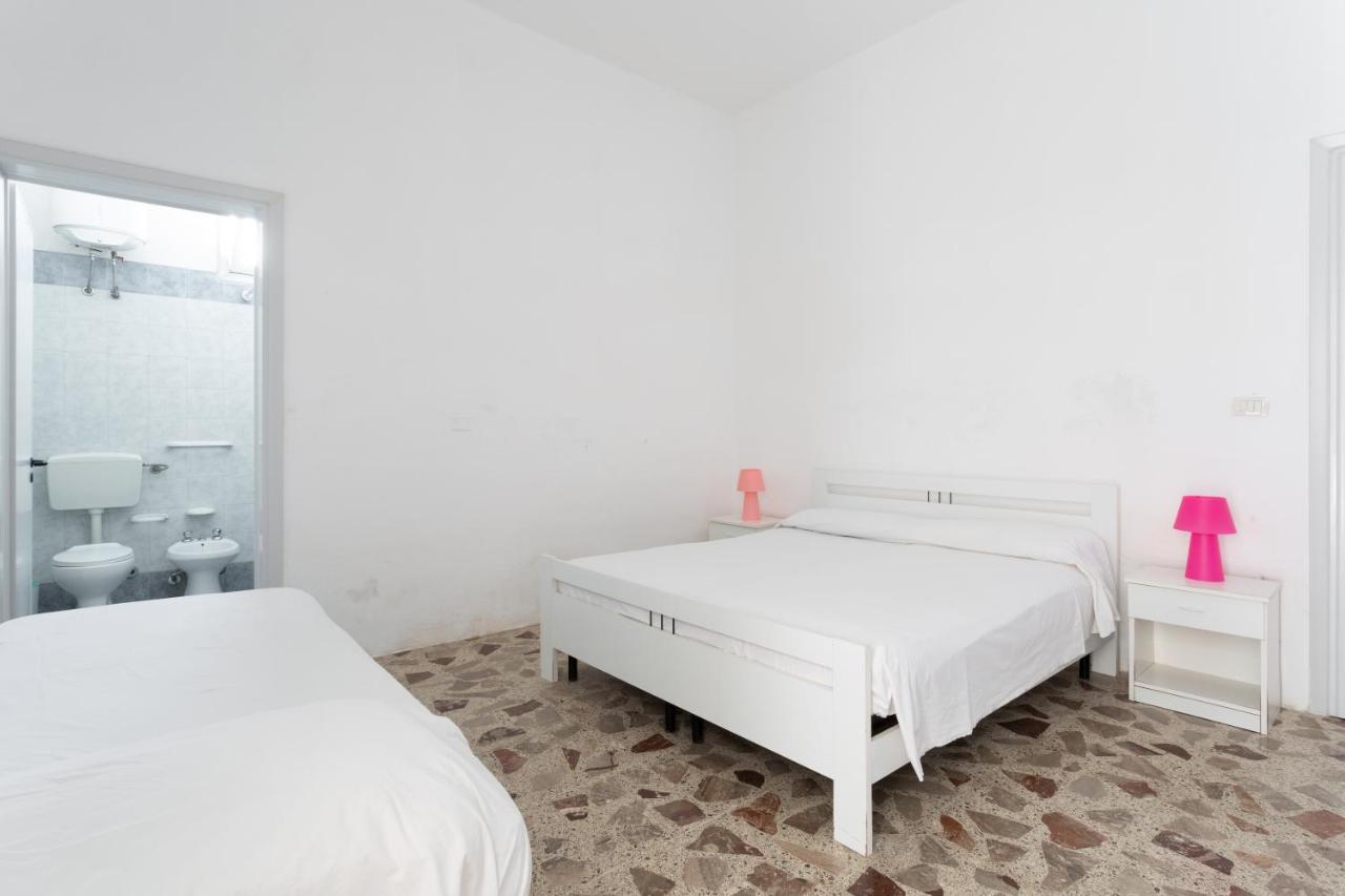 Appartamento Fronte Mare E Spiaggia Torre Mozza Bagian luar foto